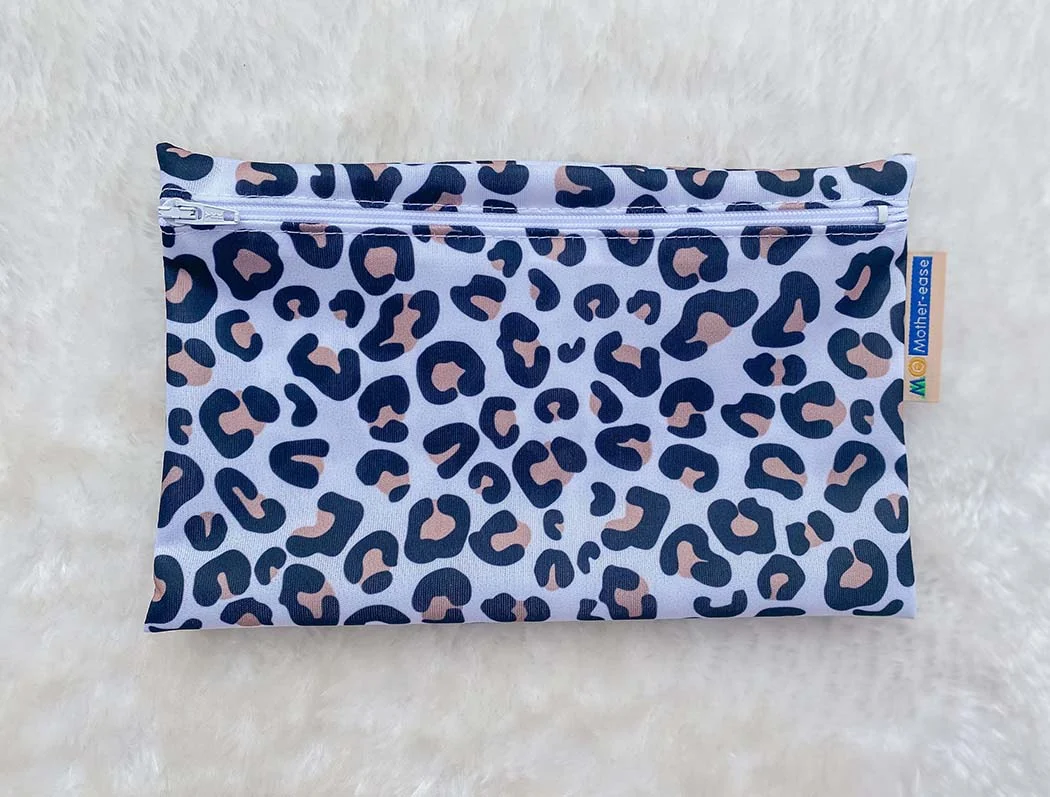 Mesara Zippered Wet Bag - 8.5" x 5.5" (14 x 21 cm) / Dream - Texela - Image 2